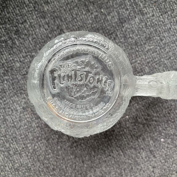 Set of two Flintstone McDonald Mugs from 1993 - Picture 7 of 11